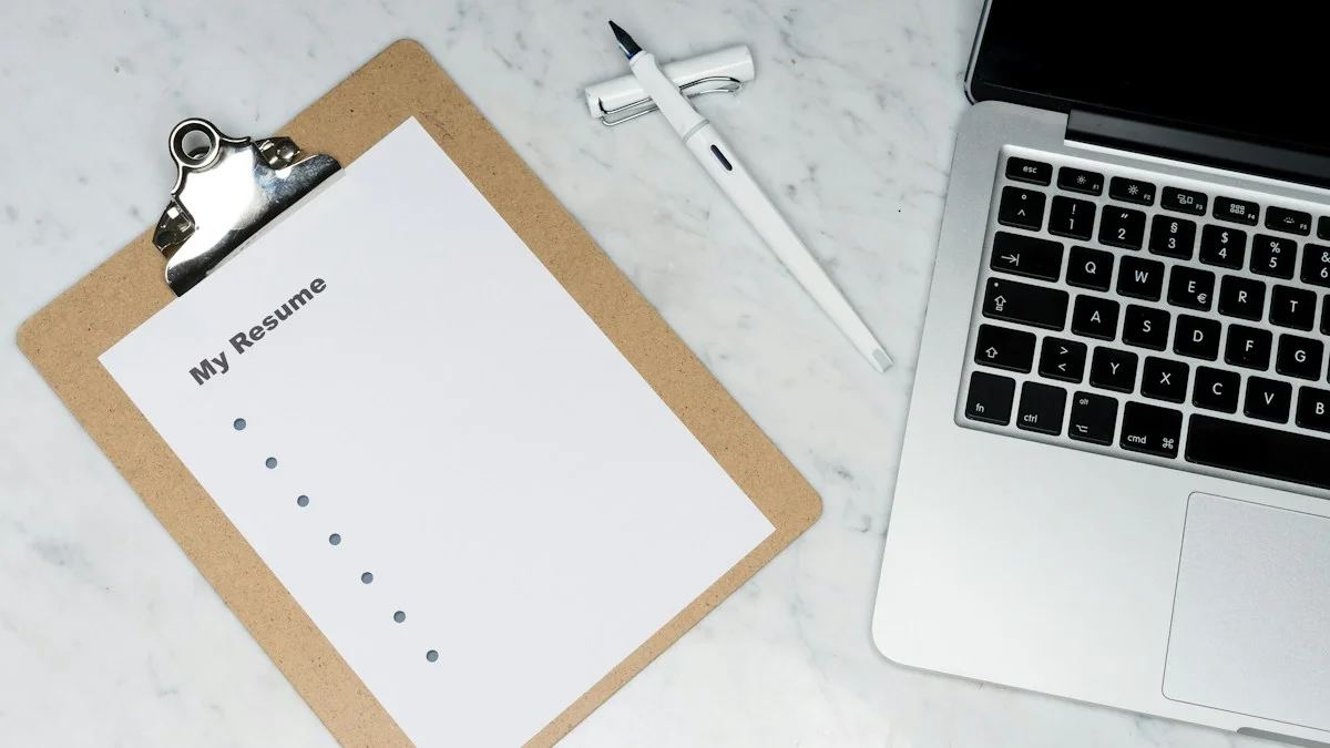 Resume and job hiring files demonstrating high market demand for Canadian bookkeepers - Snipay