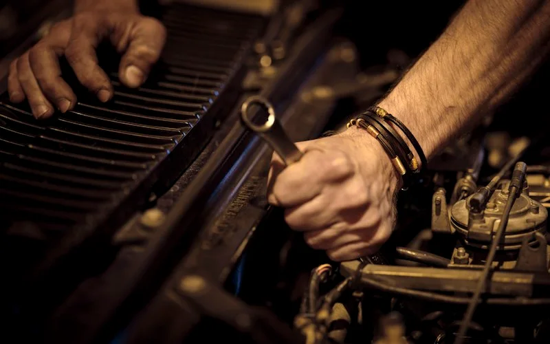 Corporate accounting and tool depreciation for auto repair shop and mechanics in Canada